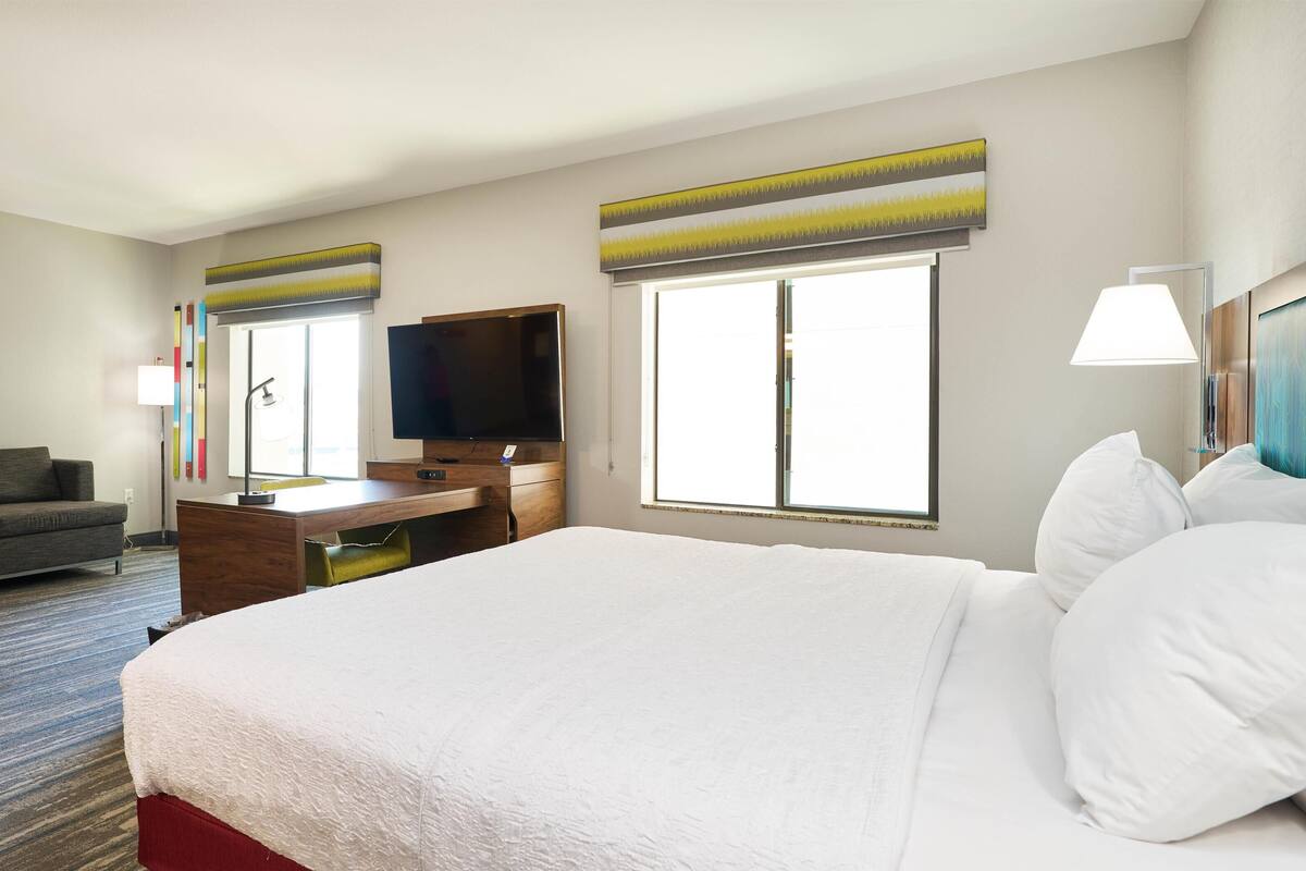 In-room safe, soundproofing, free cots/infant beds, free WiFi
