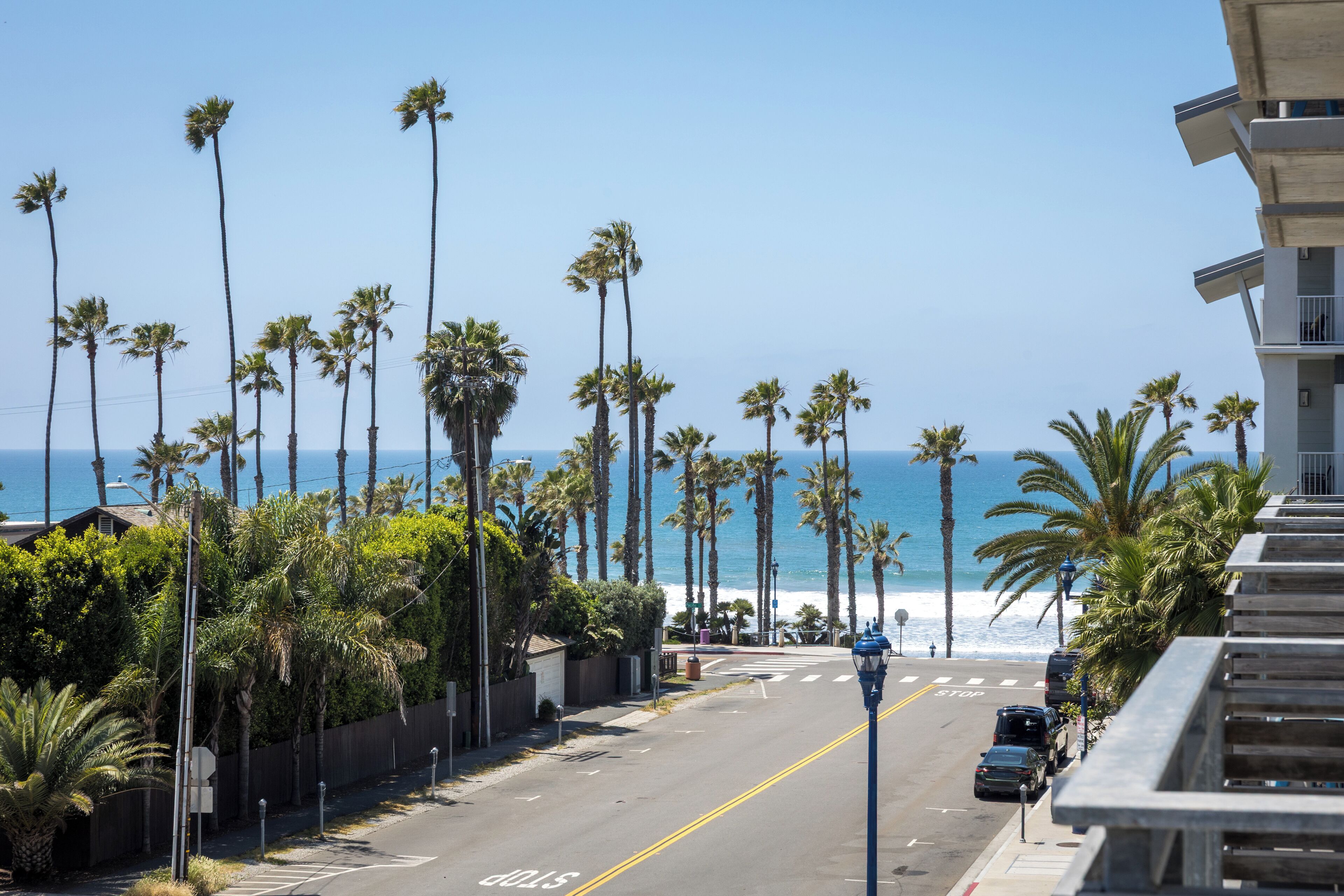 1 bedroom, down duvets, in-room safe, desk