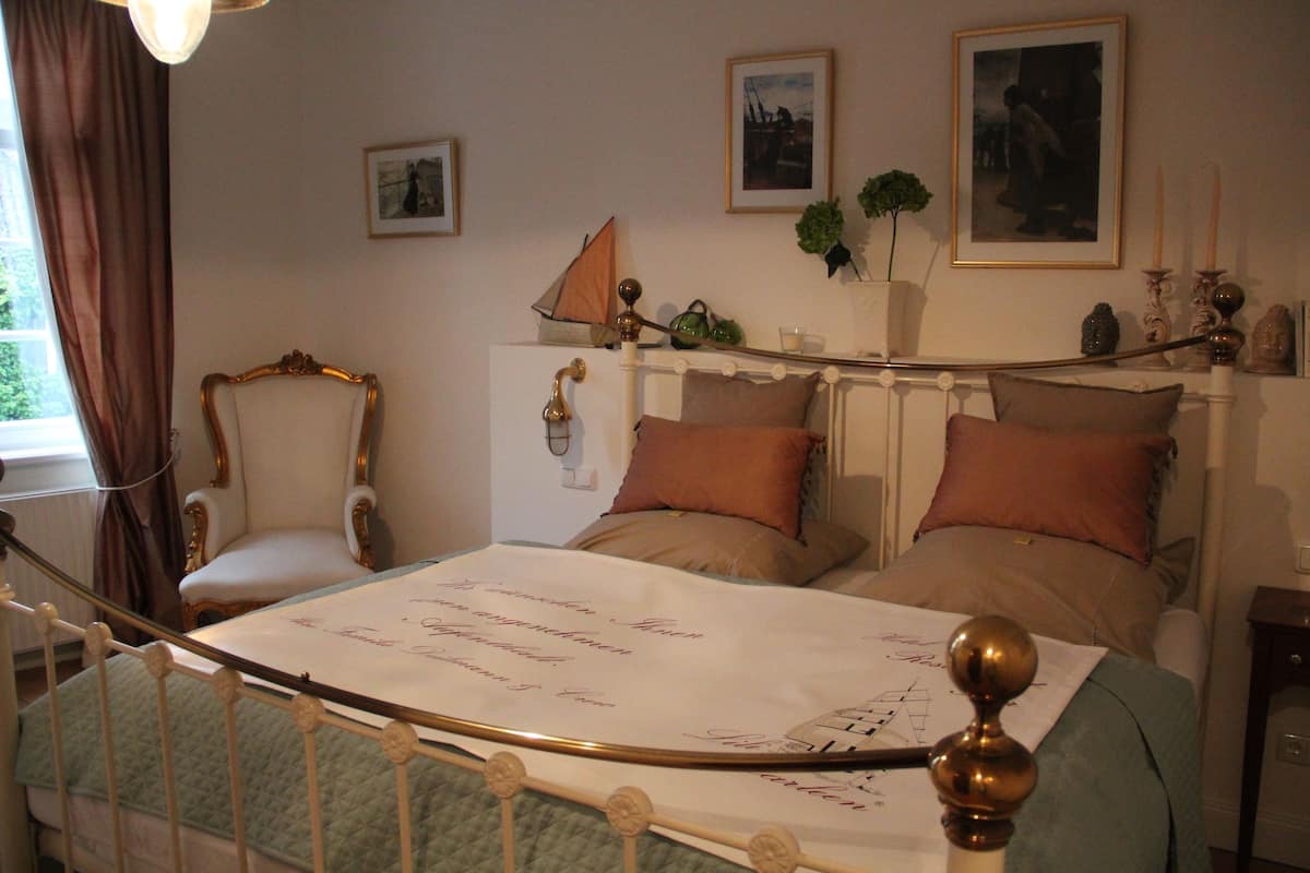 Habitación doble Deluxe | Ropa de cama de alta calidad, minibar, cunas gratuitas y camas extra