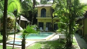 Outdoor pool, sun loungers