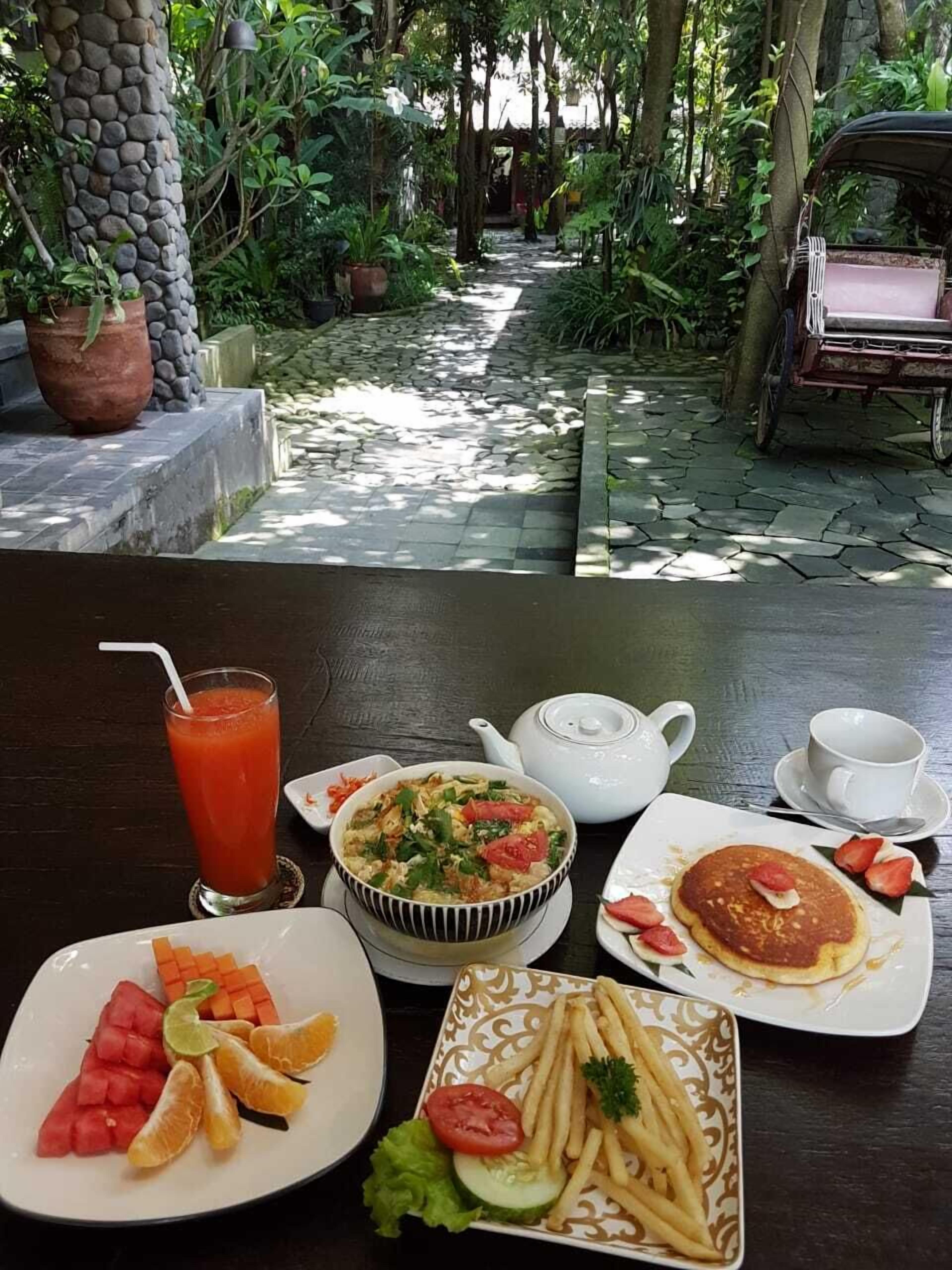 レストラン