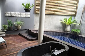 InLove Plunge Pool | Frigobar, cofres nos quartos, individualmente decorados
