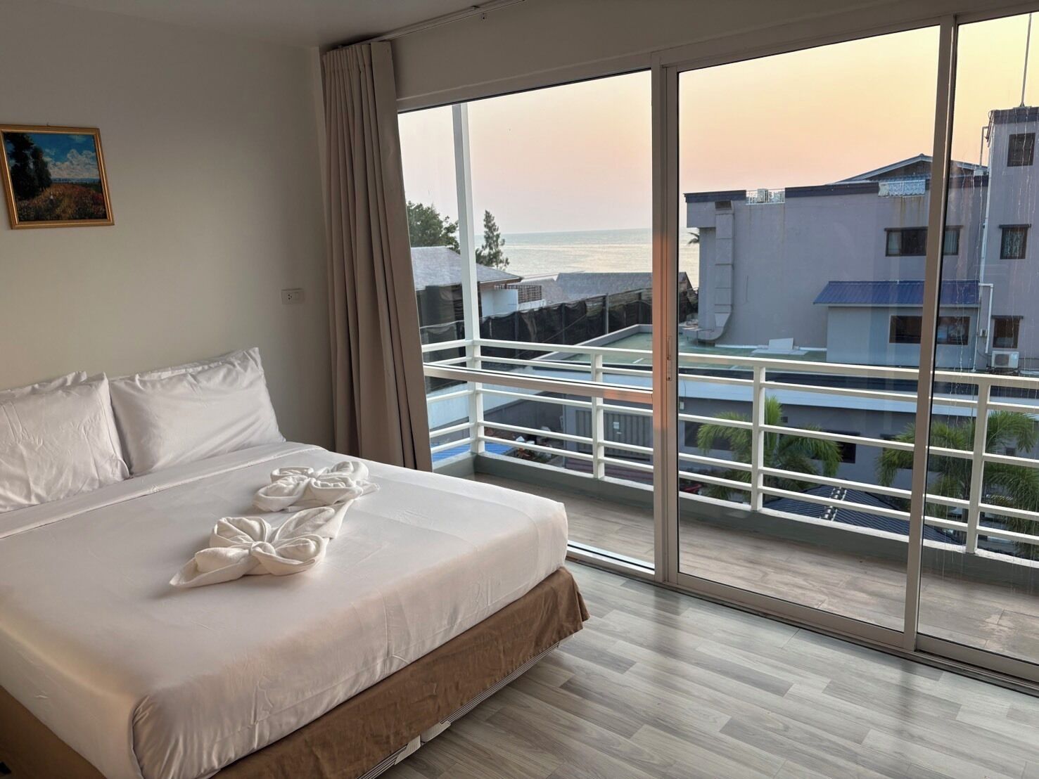 Deluxe Room, Balcony, Sea View | Beach/ocean view