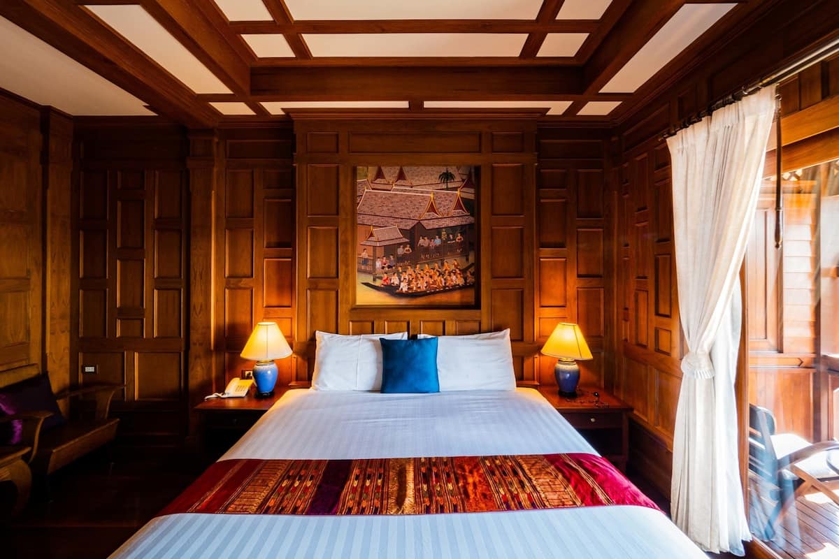 premium bedding, minibar, in-room safe, individually decorated