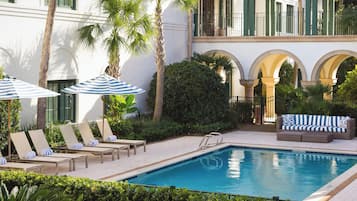 Outdoor pool, pool loungers