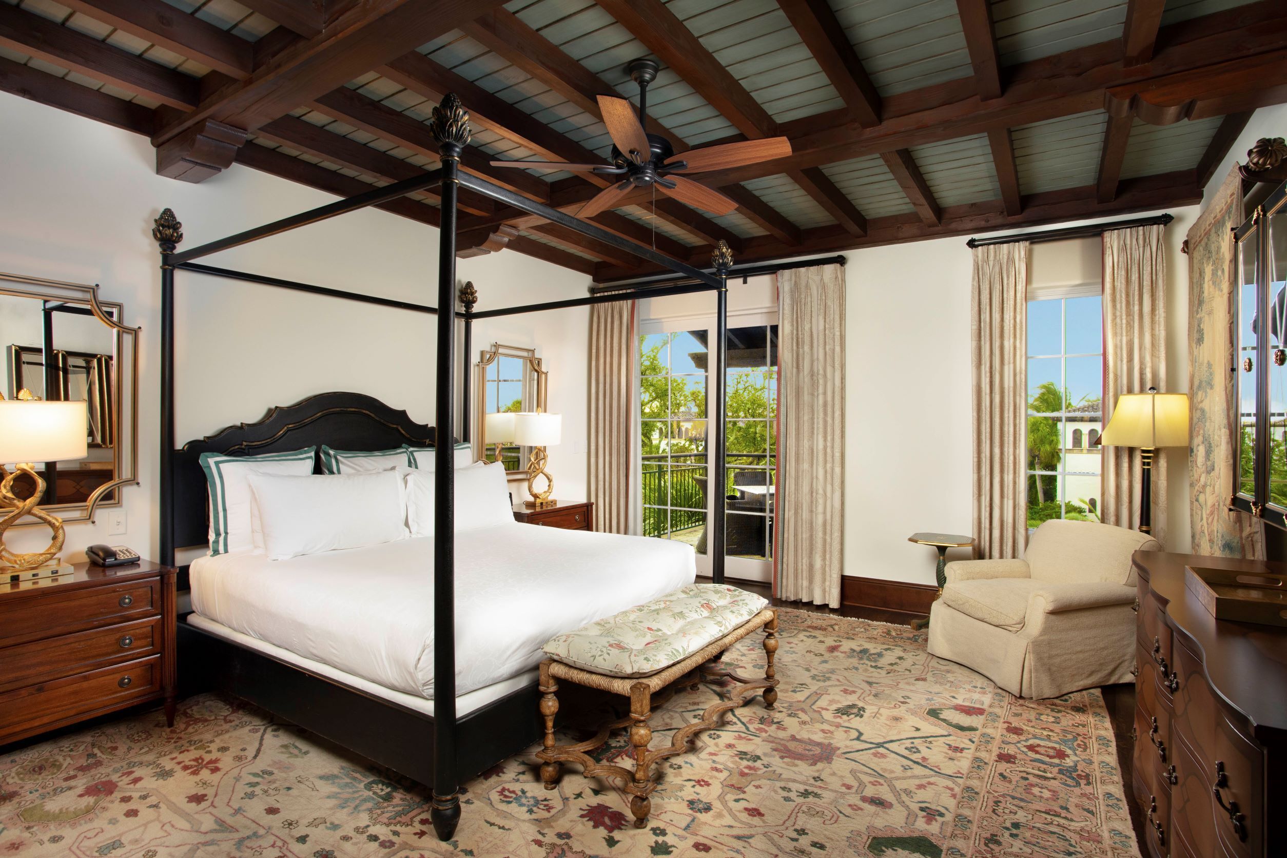 Suite (Cloister - The Sea Island Suite) | In-room safe, desk, laptop workspace, blackout drapes