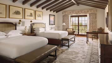 Room, 2 Queen Beds, Golf View (Lodge)