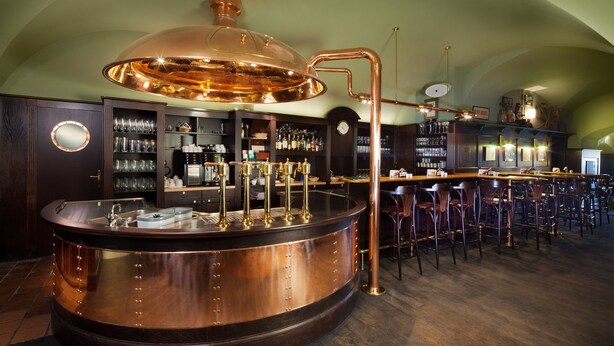 Bar (on property) - Zvon Design Suites (Ceske Budejovice)