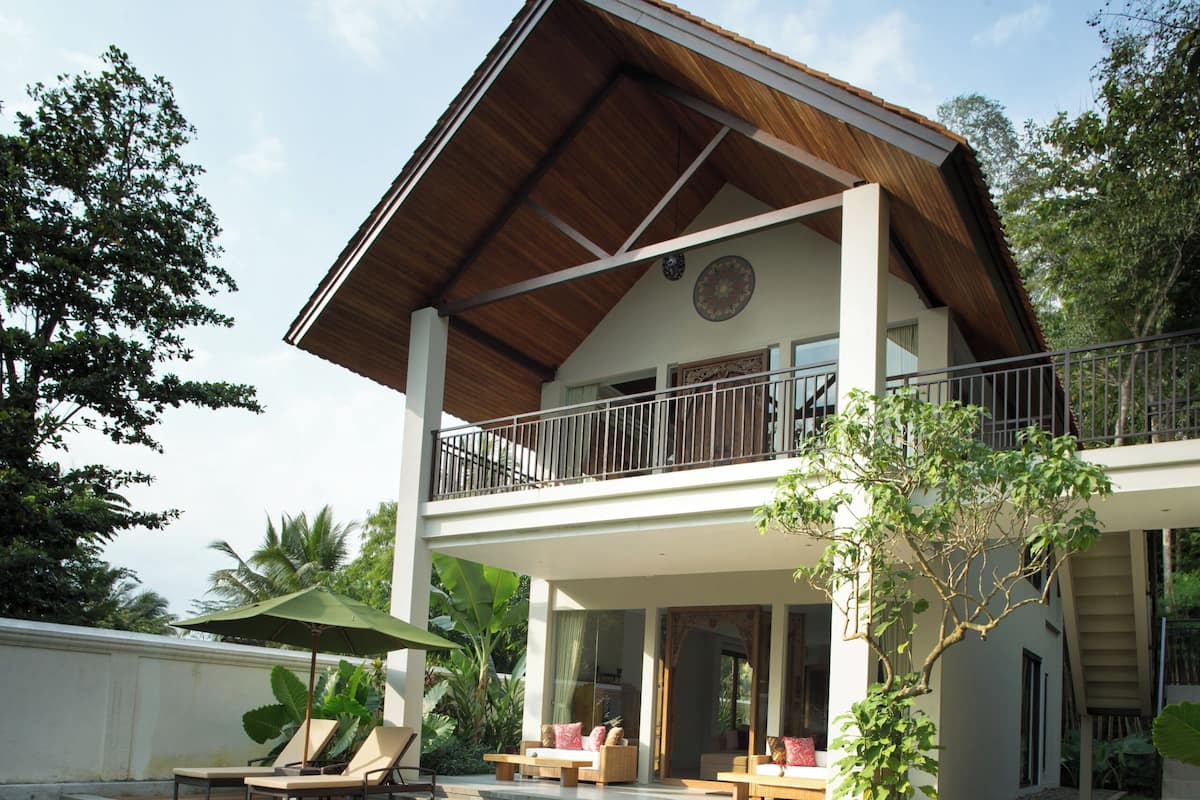 Grand Duplex | Premium bedding, minibar, in-room safe, individually decorated