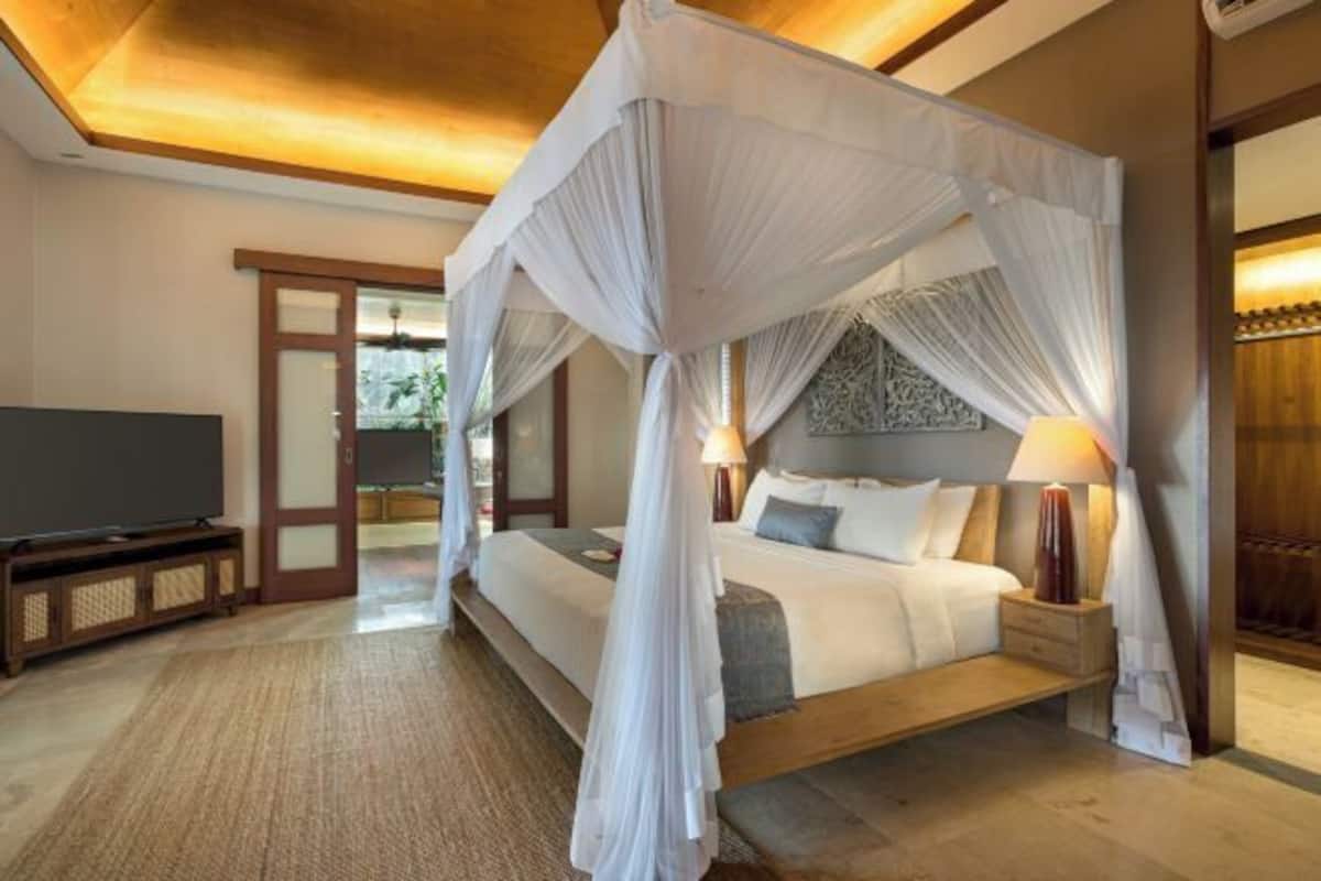 Premium bedding, minibar, in-room safe, individually decorated