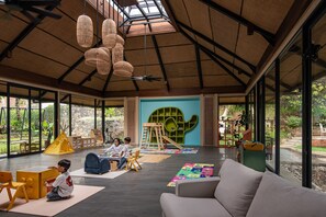 Children’s play area – indoor - Plataran Borobudur Resort & Spa (Borobudur)
