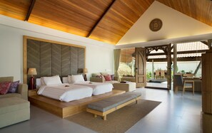 Premium bedding, minibar, in-room safe, individually decorated - Plataran Borobudur Resort & Spa (Borobudur)