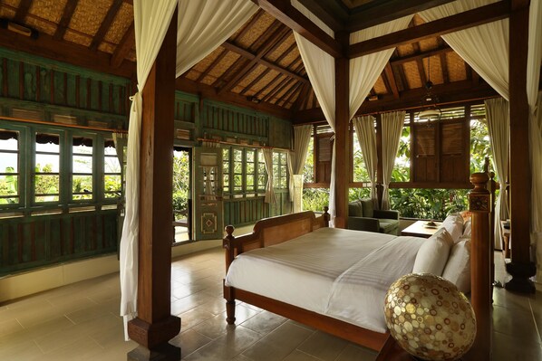 Executive Pool Villa