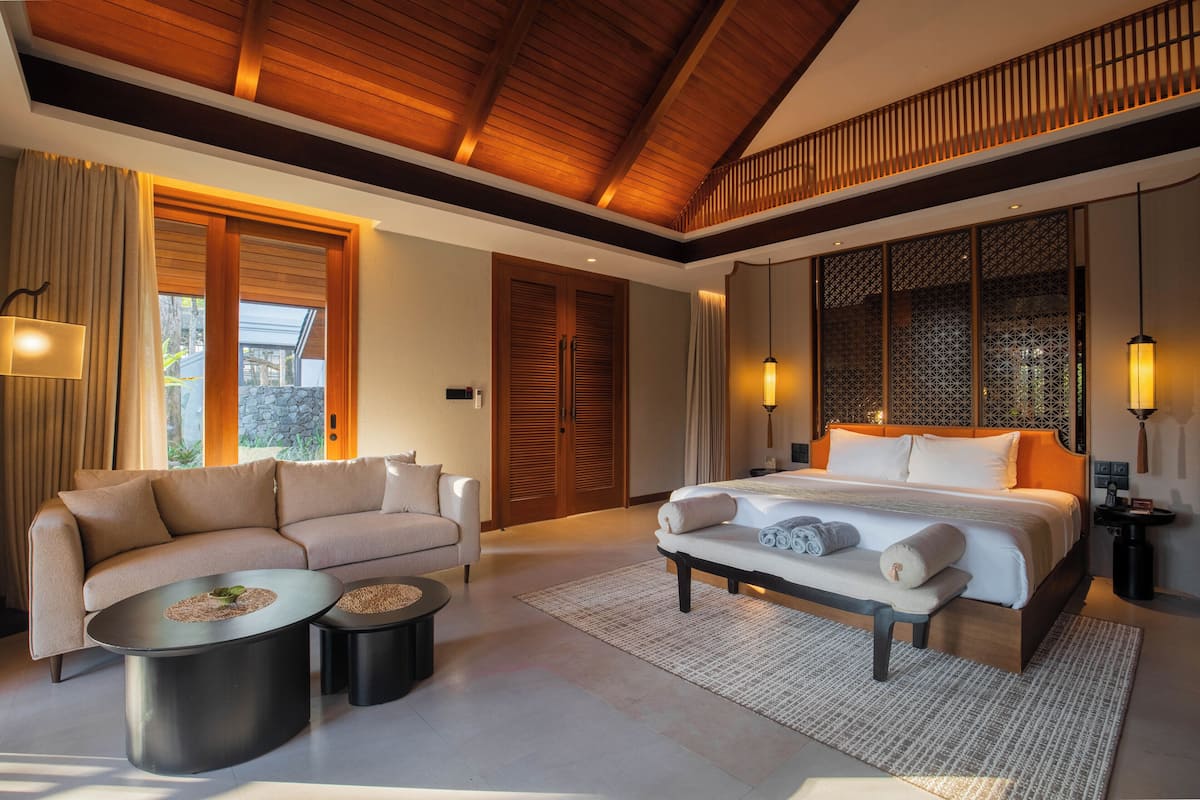 Exclusive Modern Pool Villa ( 2 Bedroom)
