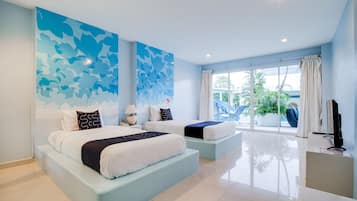 Superior Twin Room, Pool Access | Desk, free WiFi, bed sheets