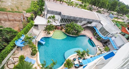 Capital O 998 The Magnolias Pattaya Boutique Resort