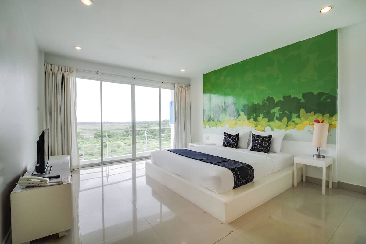 Habitación doble superior | 1 habitación, escritorio, wifi gratis y ropa de cama