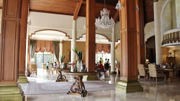 Khu tiếp khách ở sảnh