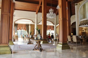 Sala de estar en el lobby