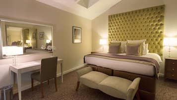 Suite | Ropa de cama de alta calidad y caja de seguridad en la habitación