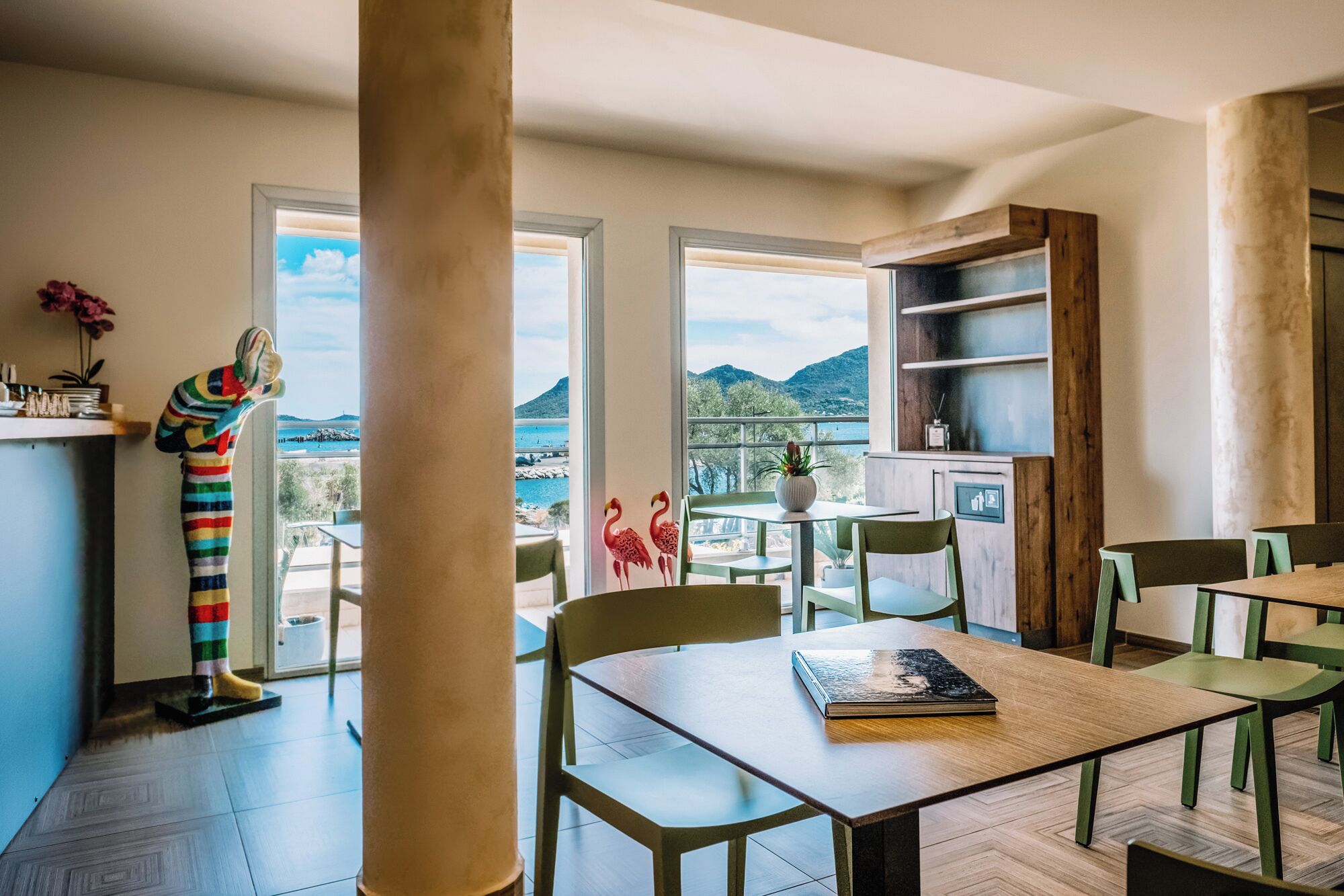 Àrea amb seients del vestíbul