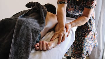 Massage dans la chambre