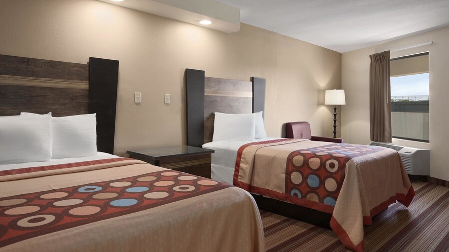 Super 8 by Wyndham Rahway/Newark