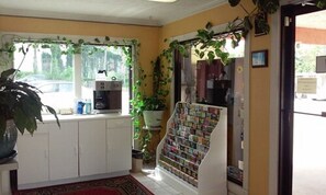 Reception - Summer Breeze Motel (Panama City Beach)