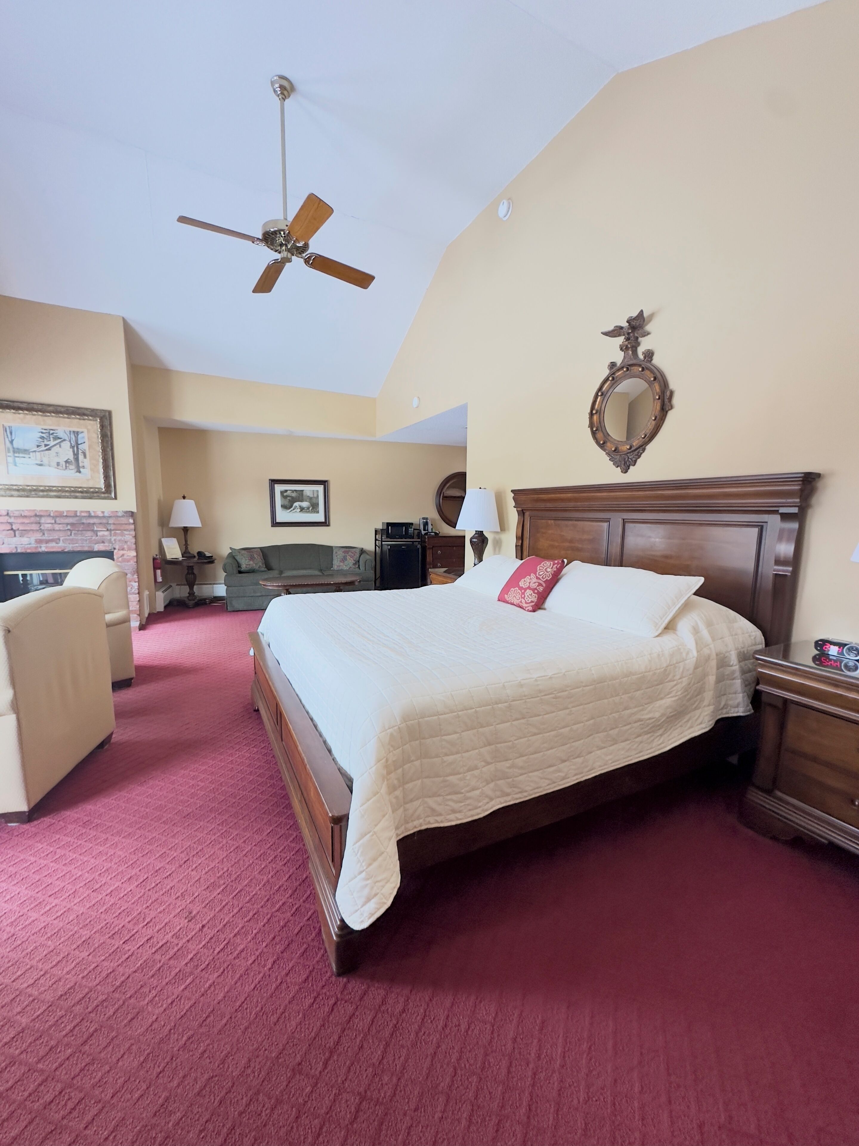 Ropa de cama de alta calidad y camas con pillow-top 