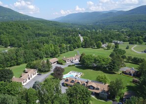 منظر من الجو على ارتفاع عالٍ