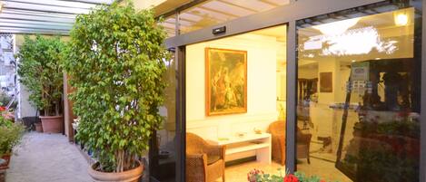 Einzelzimmer | Terrasse/Patio