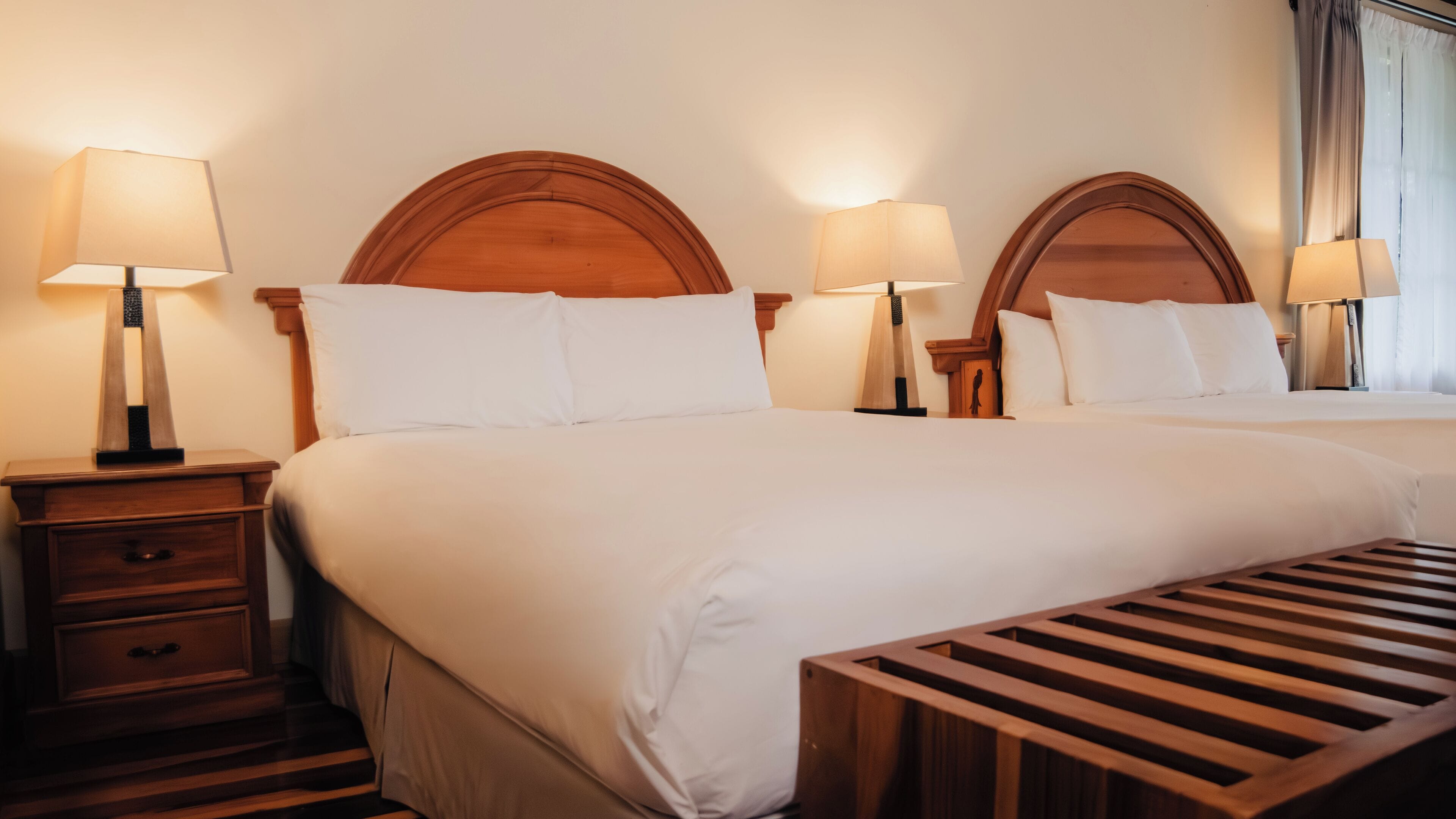 junior suite | 1 bedroom, minibar, in-room safe, desk