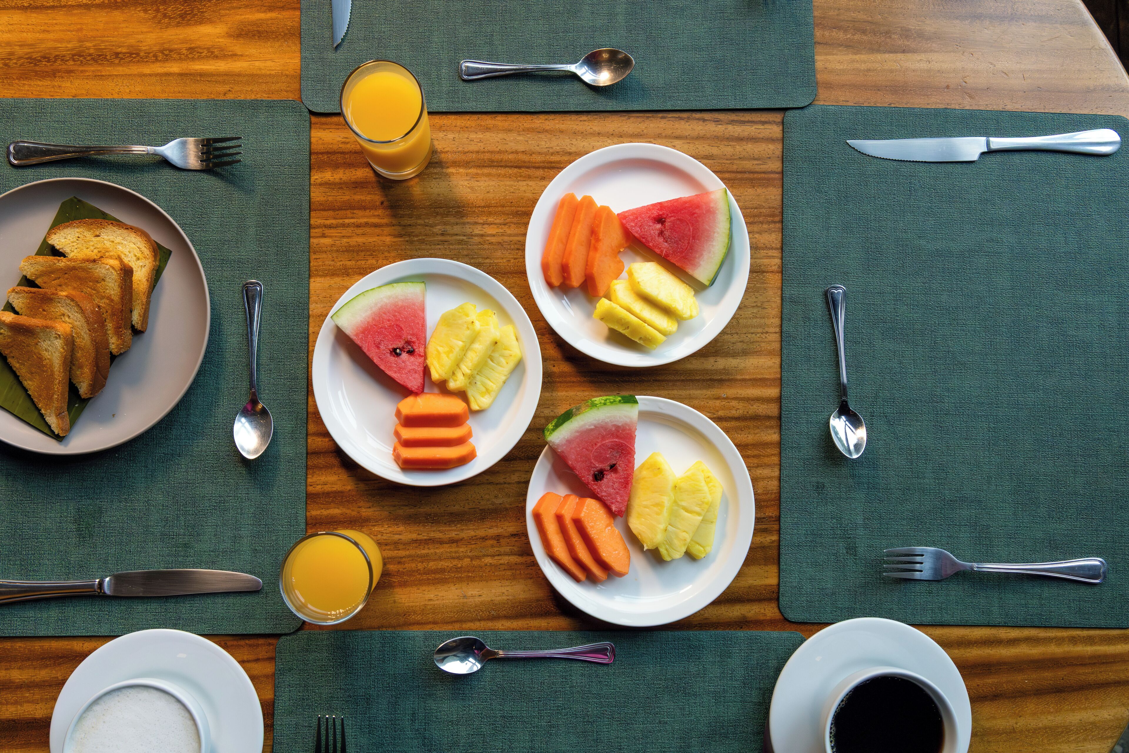 free daily cooked-to-order breakfast