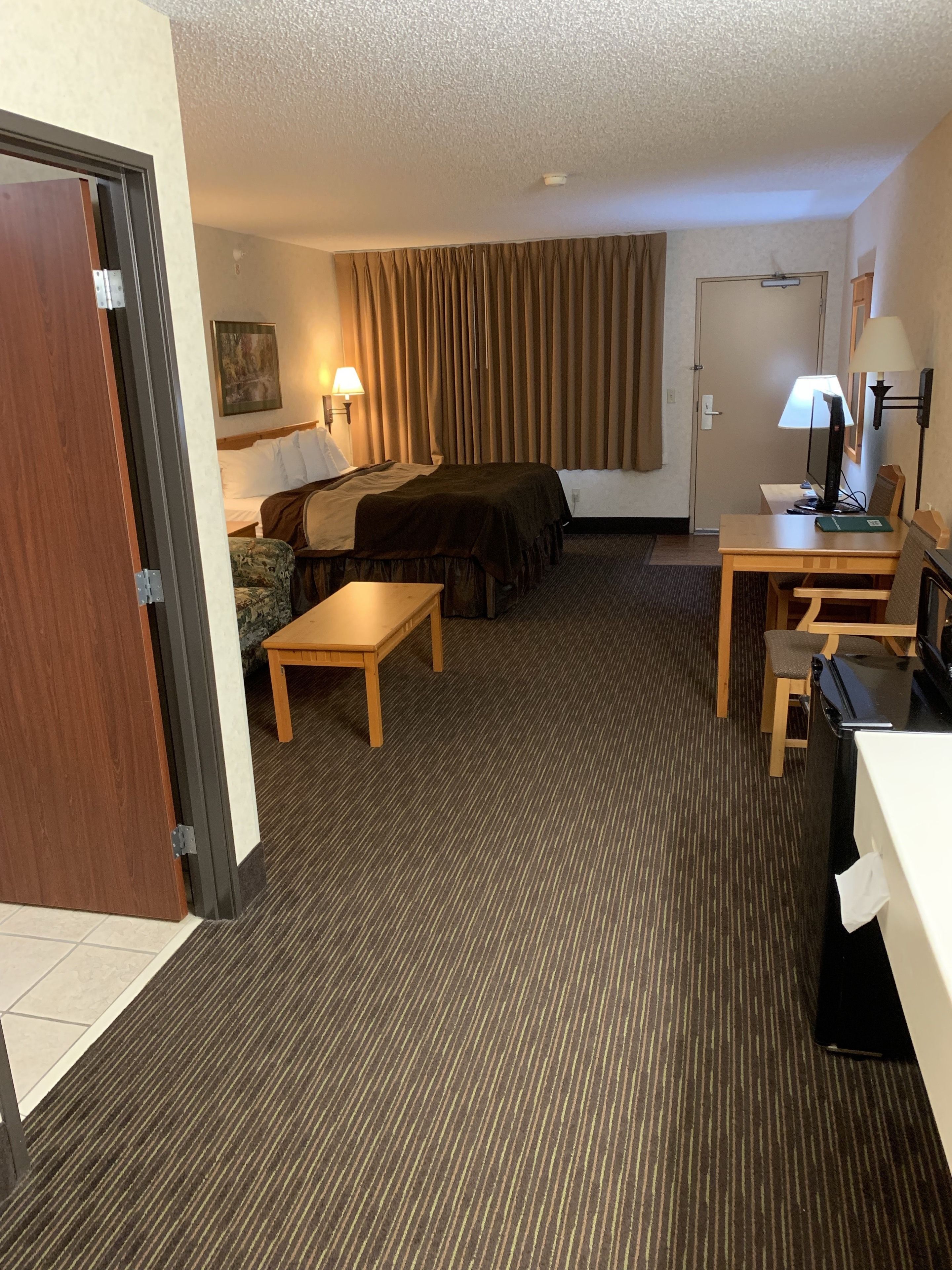 in-room safe, iron/ironing board, free wifi, bed sheets