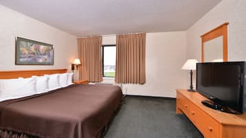 Suite, 1 King Bed with Sofa bed (King Business/Full Size Sofa Sleeper) | In-room safe, iron/ironing board, free WiFi, bed sheets