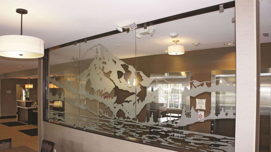 La Quinta Inn & Suites by Wyndham Bellingham