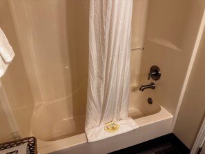 Suite, 2 Queen Beds, Balcony, Partial Ocean View | Bathroom | Hair dryer, towels - Inn at the Shore (Seaside)