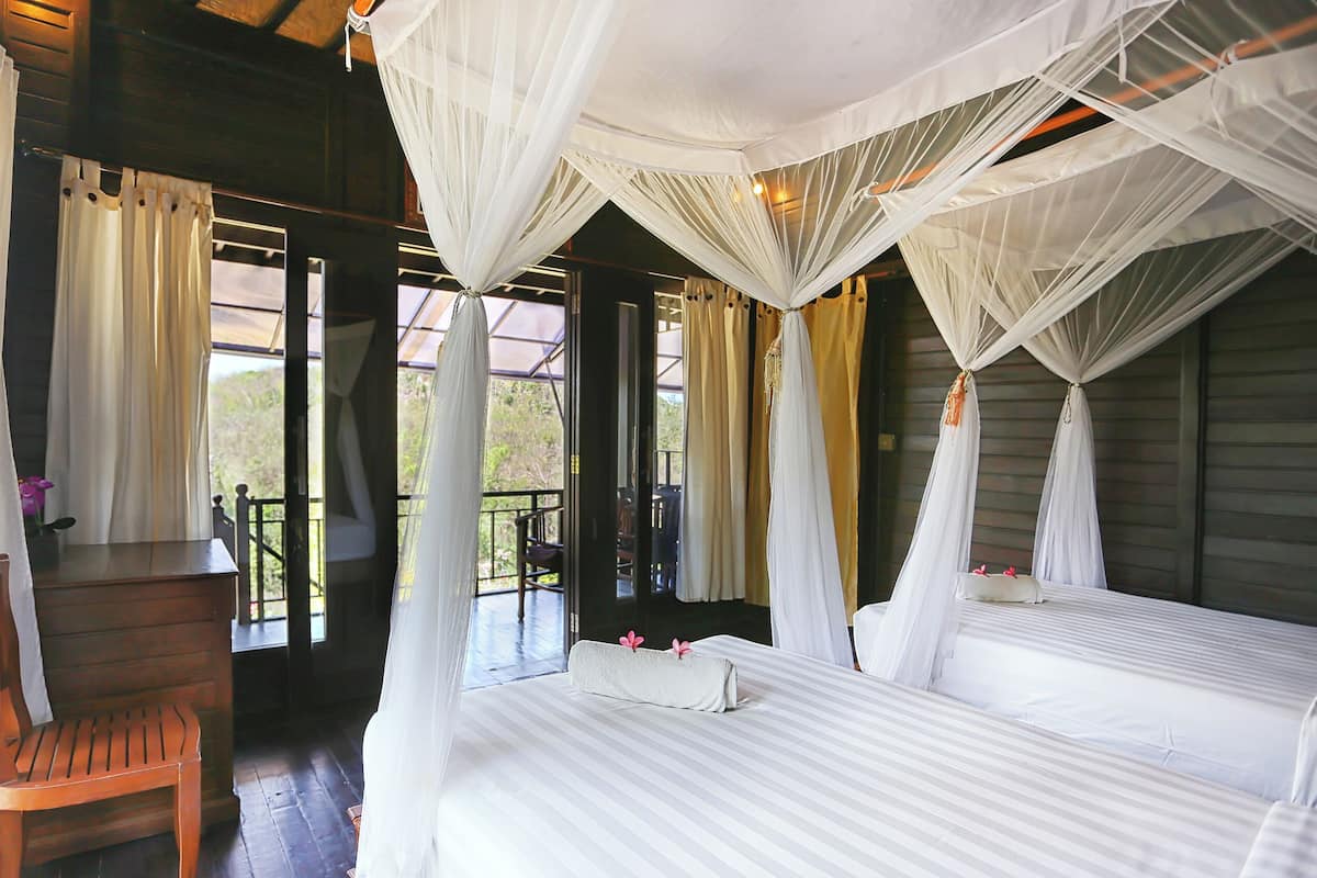 Family Bungalow, Sea View | 1 bedroom, minibar, in-room safe, individually furnished