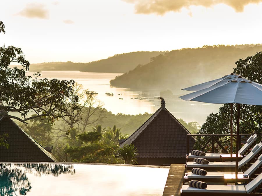 Piscina externa, piscina infinita