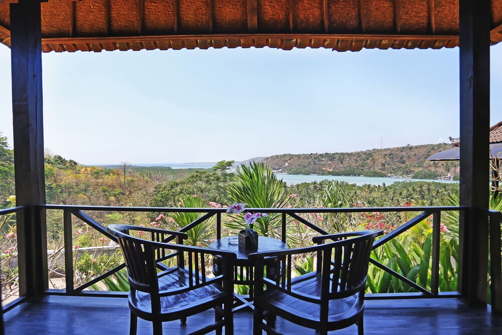 Poh Manis Lembongan by null