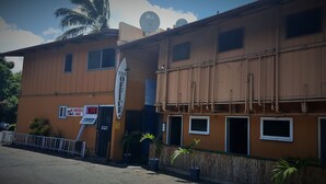 Front of property - Hostel City Maui - 1 (Wailuku)