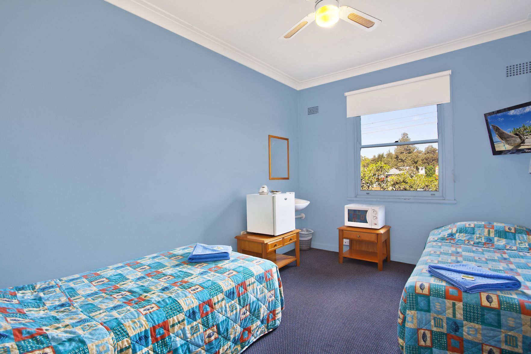 Free WiFi, bed sheets