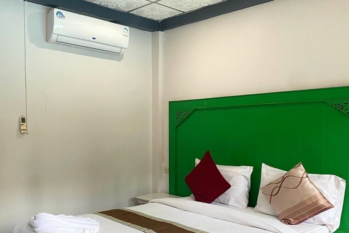 Pool View King | 1 chambre, minibar contenant certains articles gratuits, coffre-fort
