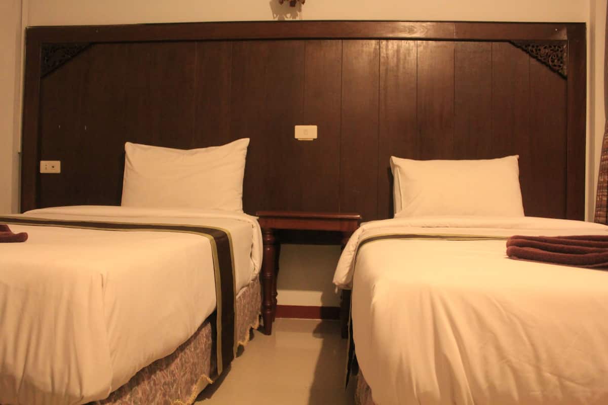 Superior Room | 1 bedroom, free minibar items, in-room safe, individually decorated