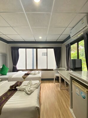 Superior Twin | 1 chambre, minibar contenant certains articles gratuits, coffre-fort