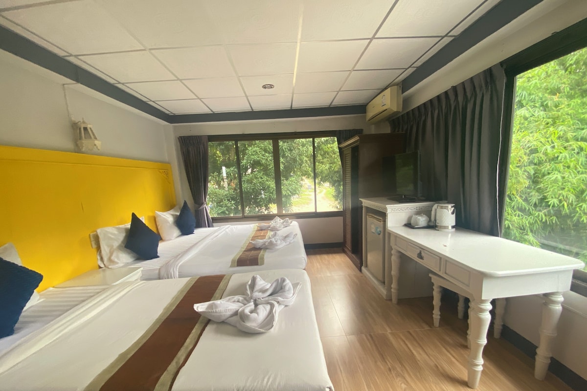 1 habitación y artículos del minibar gratis