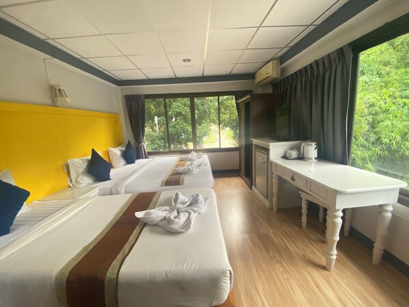 1 habitación y artículos del minibar gratis