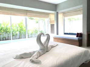 One Bedroom Pool Villa | Premium bedding, minibar, individually decorated, desk - The Living Pool Villas (Koh Samui)