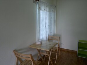 Standard Room | Living area