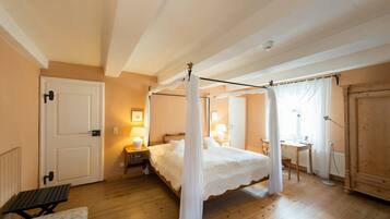 In-room safe, individually furnished